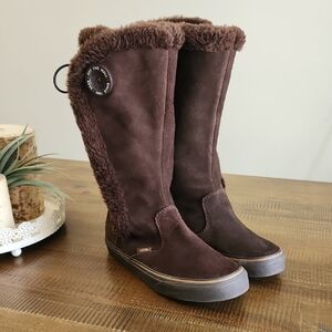 VANS OFF THE WALL Phoebe Suede Fur-Lined Velcro Boots